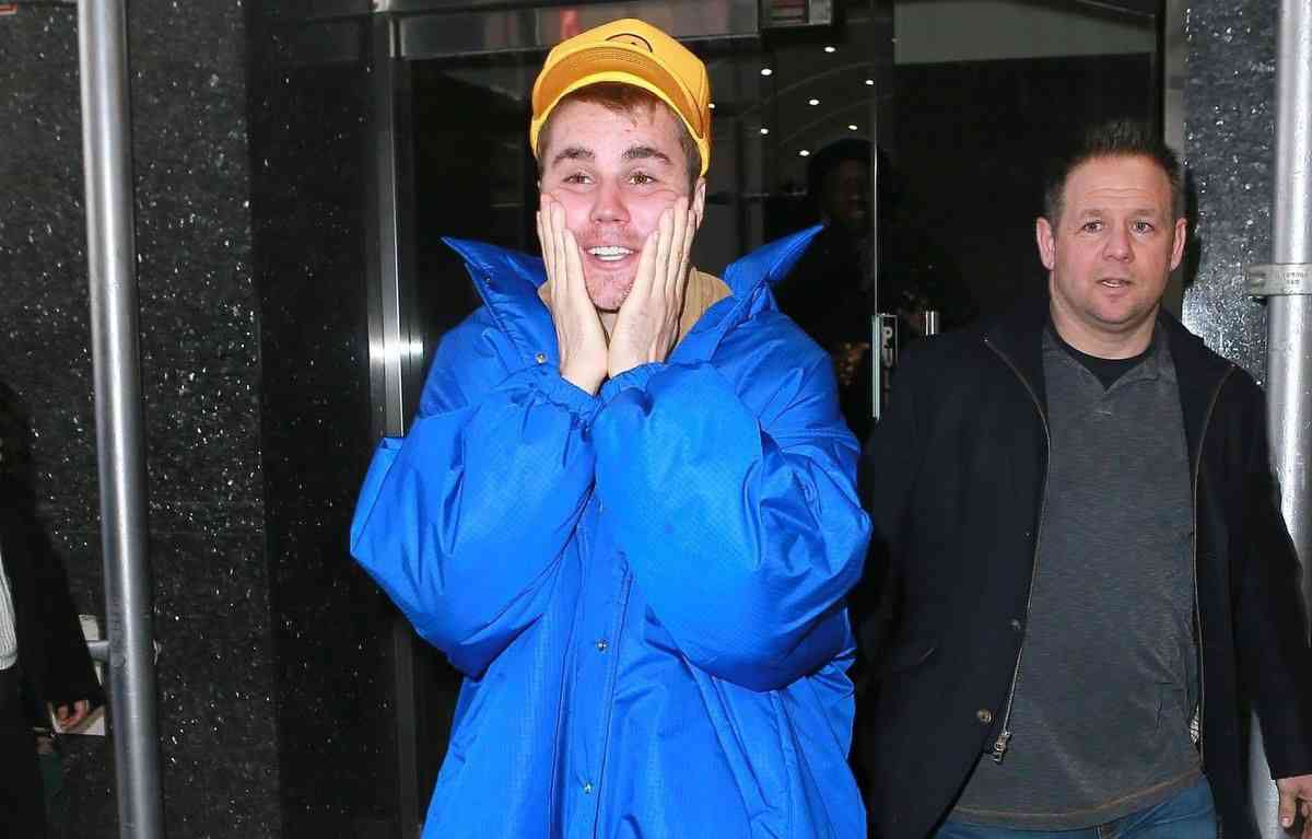 テイラー・スウィフトとジャスティン・ビーバーがネットで対立、過去の音源巡り