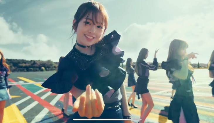 休業中の『HKT48』宮脇咲良に「もう誰かわからない」の声
