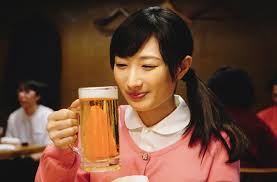 1人で飲みに行くの好きな人いませんか?