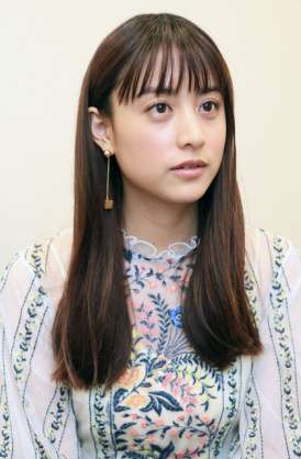 不平不満が多い人は口角が下がるって本当？