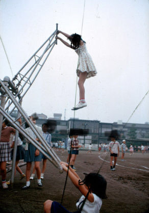 今は見なくなったものを挙げて懐かしむトピ