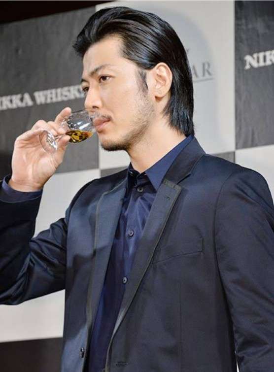 【画像トピ】前髪を上げている日本のイケメン男性芸能人