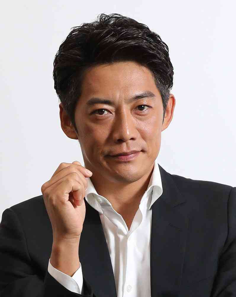 【画像トピ】前髪を上げている日本のイケメン男性芸能人