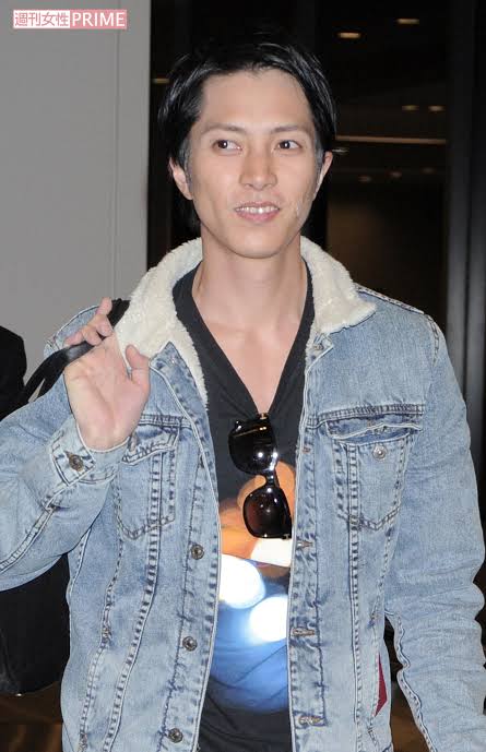 【画像トピ】前髪を上げている日本のイケメン男性芸能人