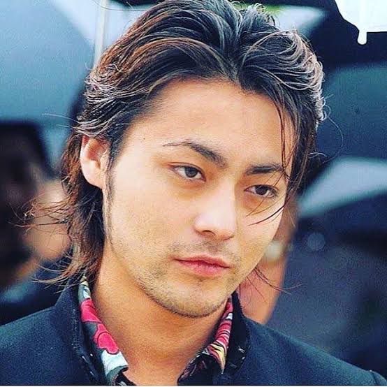 【画像トピ】前髪を上げている日本のイケメン男性芸能人