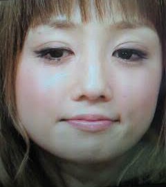 小倉優子の35歳で「ぶりっ子ポーズしてしまいました」に「まだまだいけます」と称賛の声