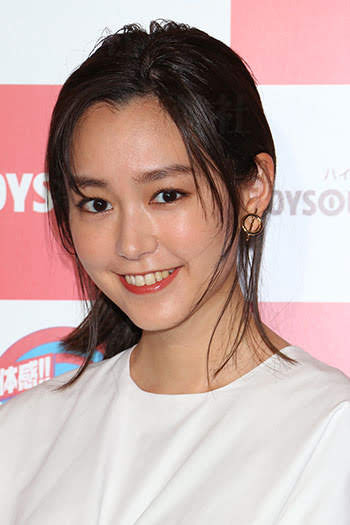 日本代表にしたい美人を一人挙げる