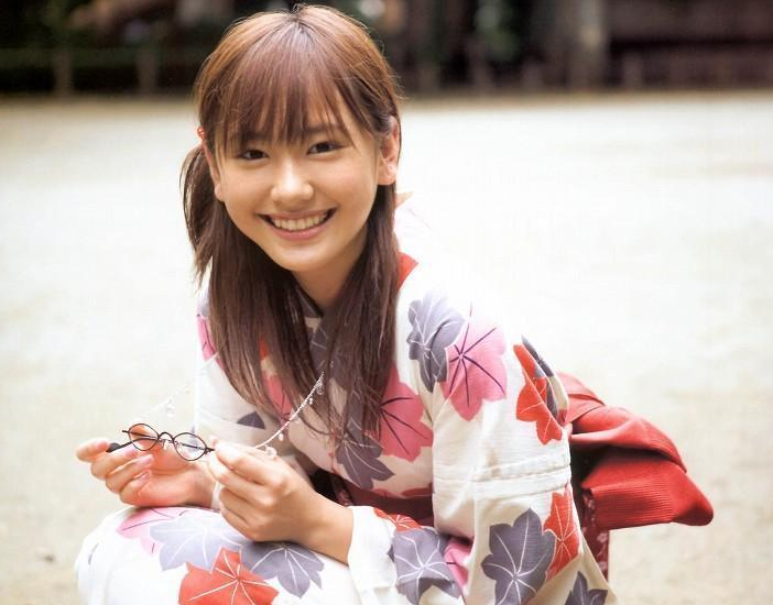 有村架純、上品な浴衣姿で首をかしげる癒やし系SHOTに称賛殺到「浴衣似合いすぎ！」「色っぽい」