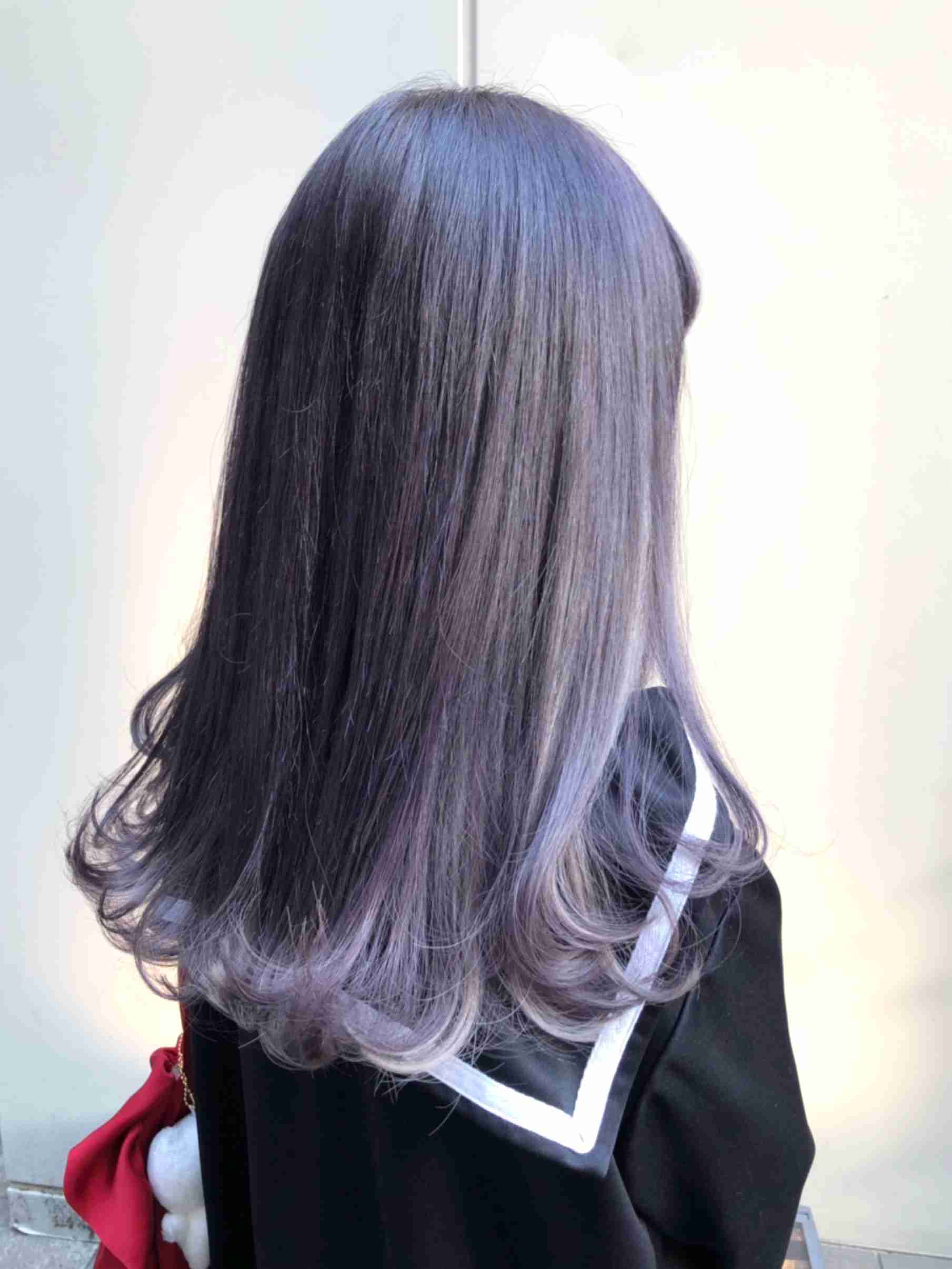明るいヘアカラーが似合わない人