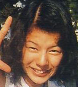 「素晴らしいくびれ」「待ち受けにしたい」スザンヌ、引き締まった美ボディに称賛＆羨望