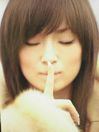 浜崎あゆみ、あの歌姫2人に寄せすぎていると批判殺到「髪型もメイクもパクリ」「これは意識しすぎ」