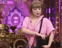 浜崎あゆみ、あの歌姫2人に寄せすぎていると批判殺到「髪型もメイクもパクリ」「これは意識しすぎ」