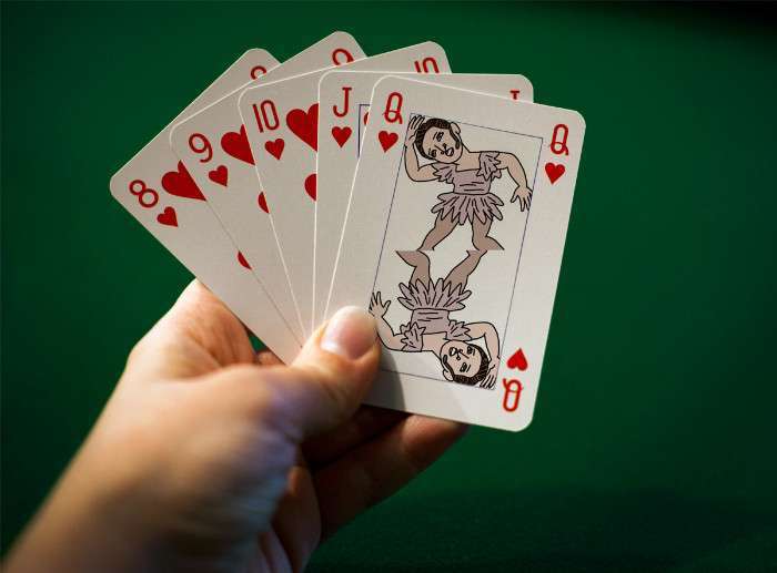 浜崎あゆみ、あの歌姫2人に寄せすぎていると批判殺到「髪型もメイクもパクリ」「これは意識しすぎ」