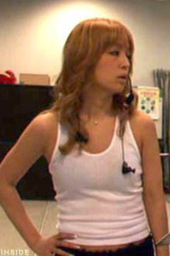 浜崎あゆみ、あの歌姫2人に寄せすぎていると批判殺到「髪型もメイクもパクリ」「これは意識しすぎ」