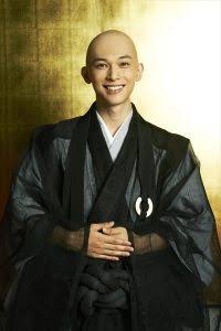 吉沢亮、恋人の特権は「吉沢亮の顔面を一番近くで見られます」【100問100答企画 vol.3】