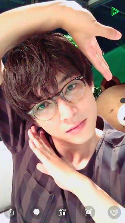 吉沢亮、恋人の特権は「吉沢亮の顔面を一番近くで見られます」【100問100答企画 vol.3】