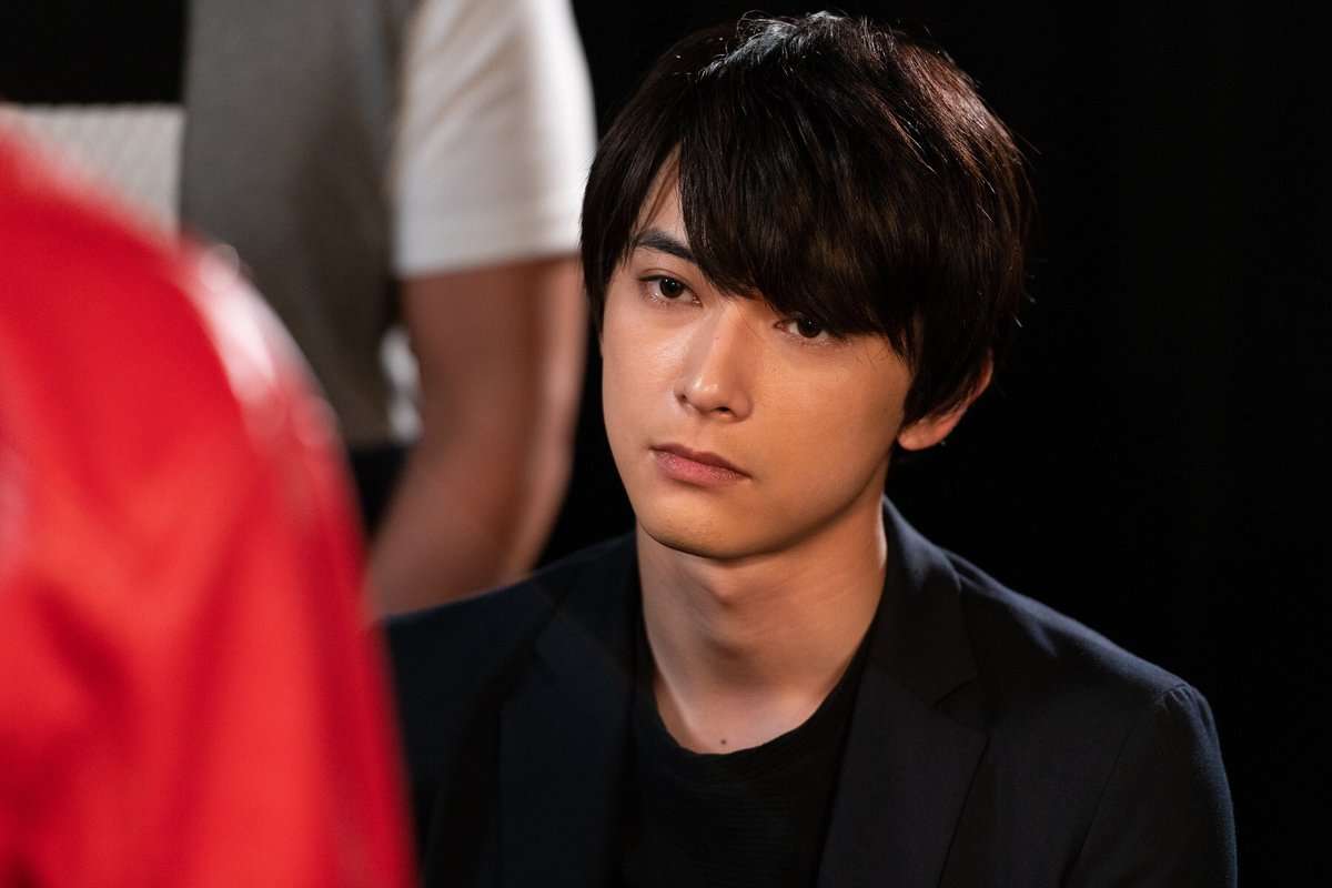 吉沢亮、恋人の特権は「吉沢亮の顔面を一番近くで見られます」【100問100答企画 vol.3】