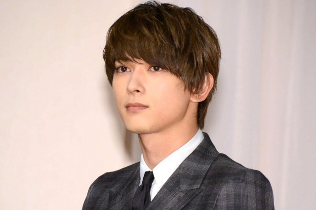 吉沢亮、恋人の特権は「吉沢亮の顔面を一番近くで見られます」【100問100答企画 vol.3】