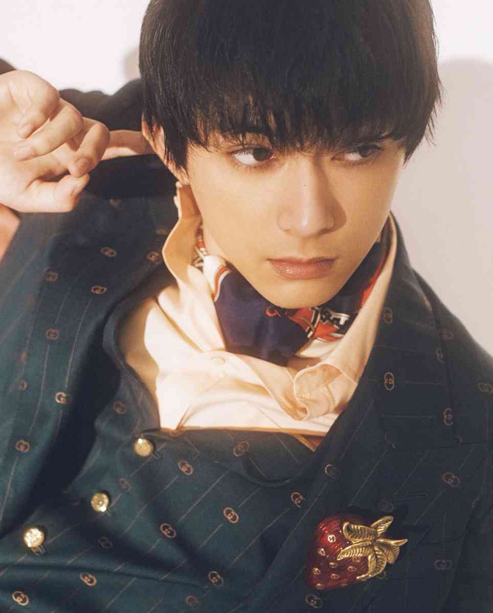 吉沢亮、恋人の特権は「吉沢亮の顔面を一番近くで見られます」【100問100答企画 vol.3】