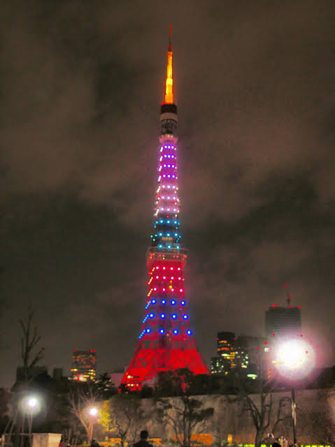 東京タワーかスカイツリーの画像を貼るトピ