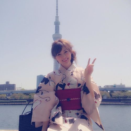 東京タワーかスカイツリーの画像を貼るトピ