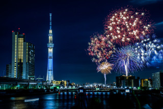 東京タワーかスカイツリーの画像を貼るトピ