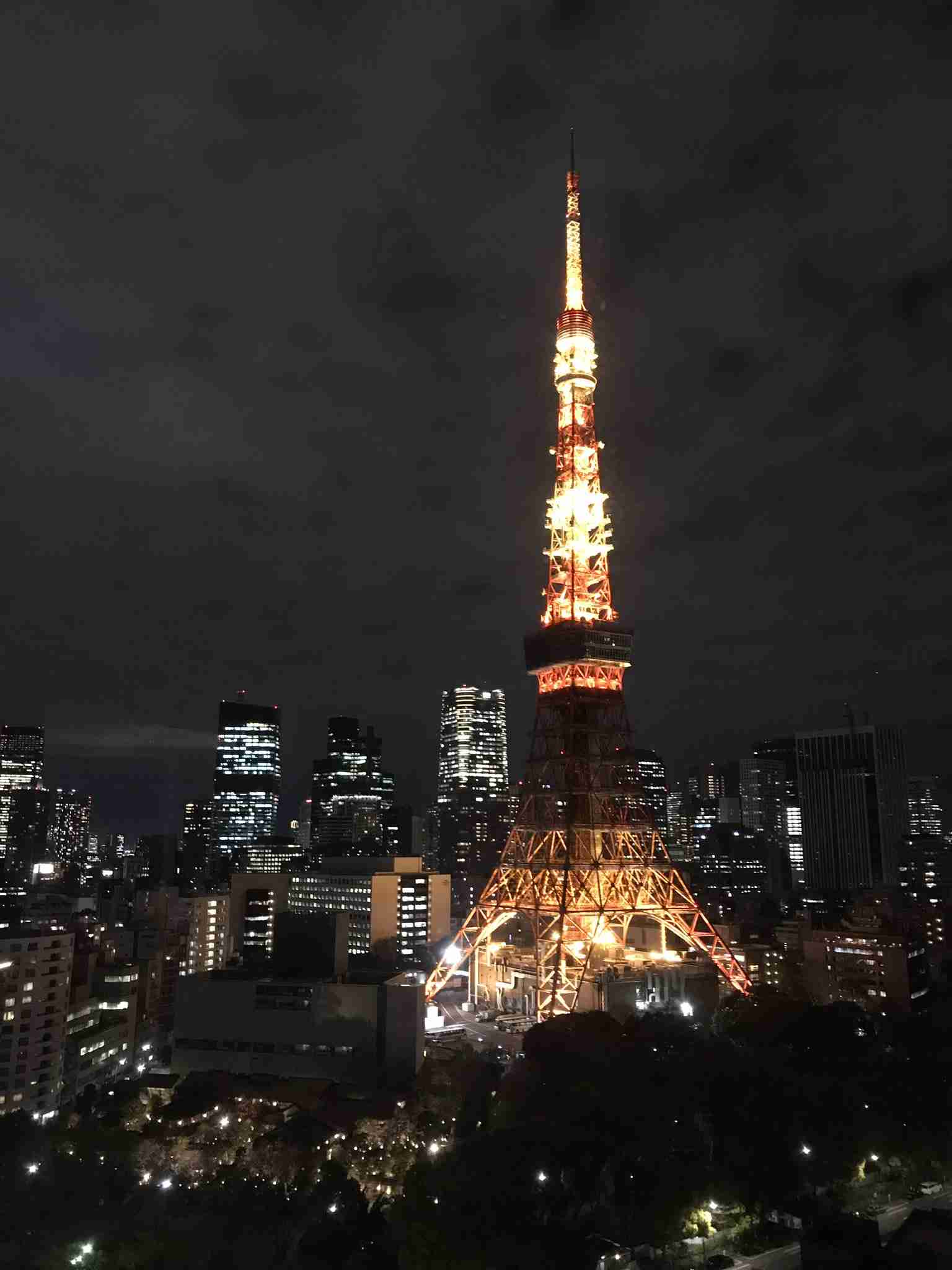 東京タワーかスカイツリーの画像を貼るトピ