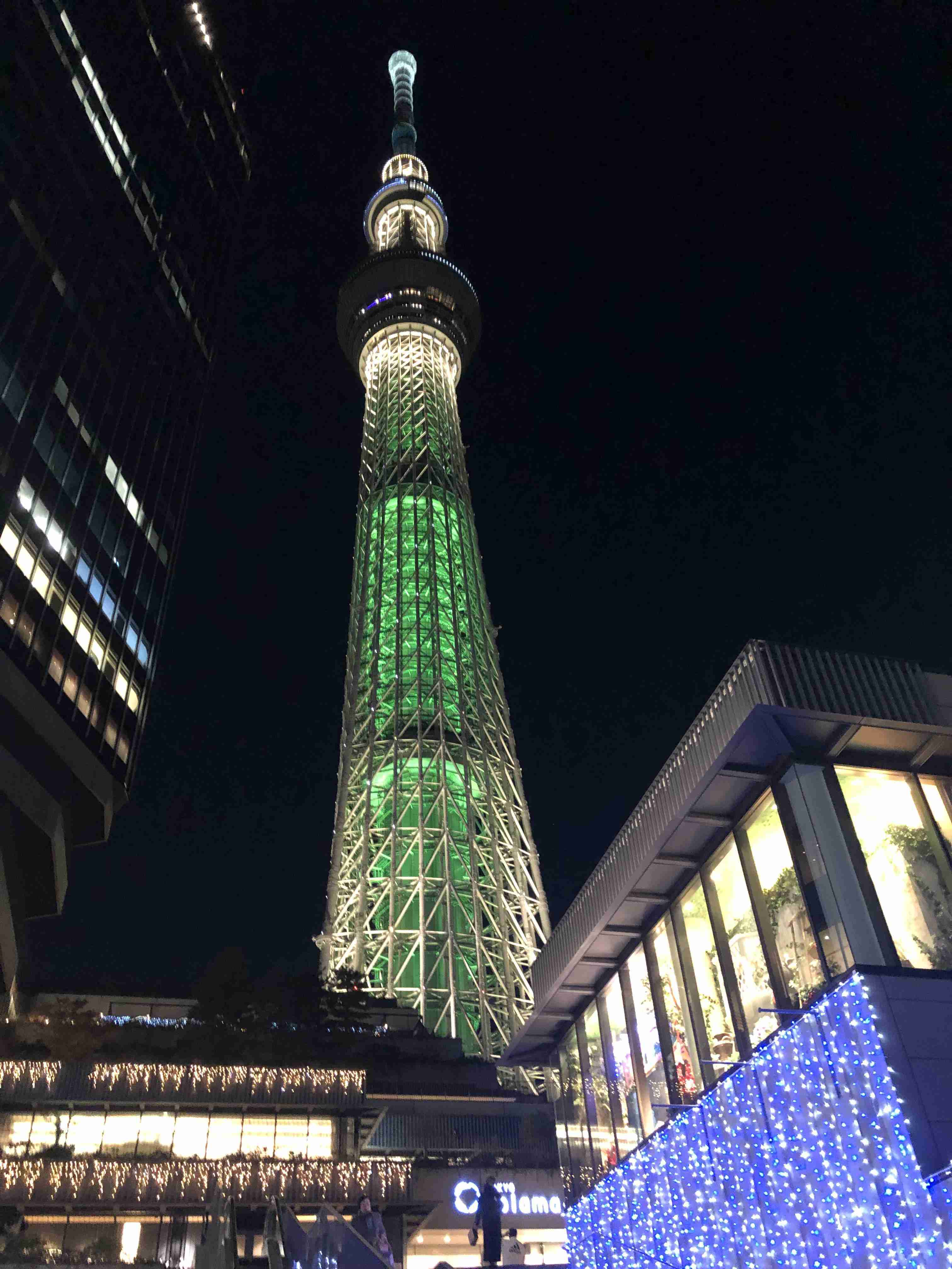 東京タワーかスカイツリーの画像を貼るトピ