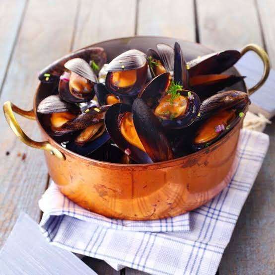 飲食物でしりとりするトピ