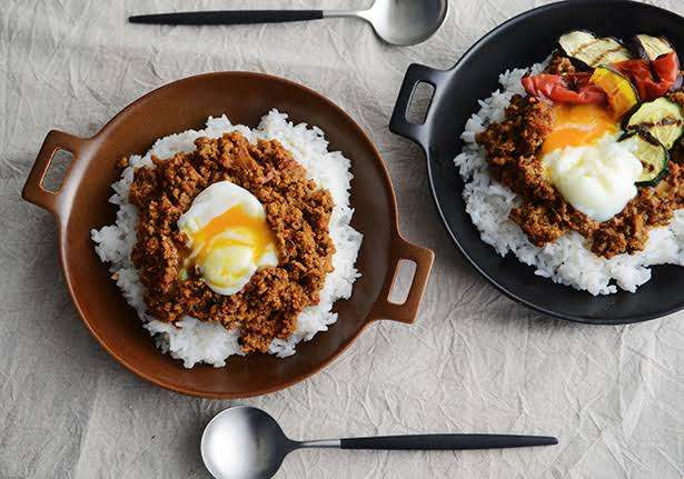 飲食物でしりとりするトピ