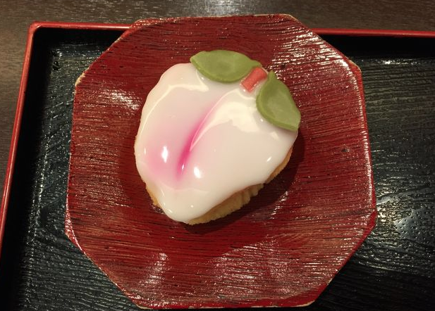 最後に「〜のであった」をつけて会話するトピックス
