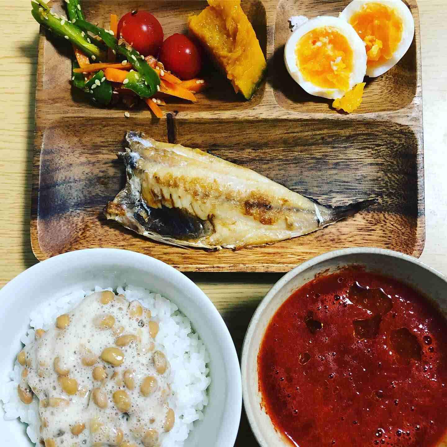 朝にドカ食いしてる人
