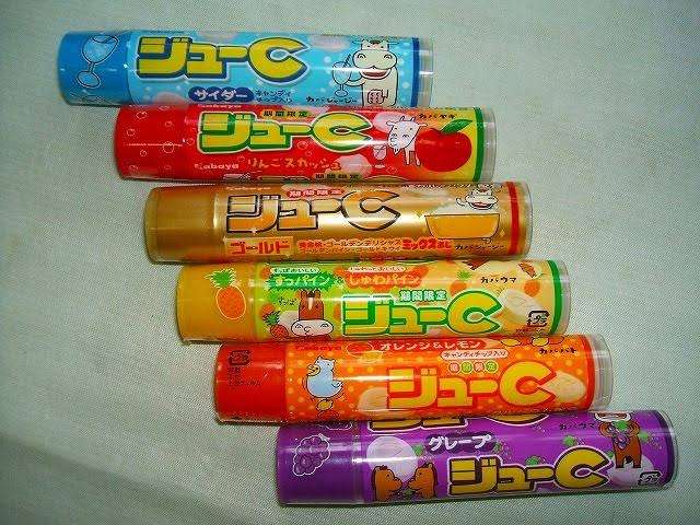 ラムネ菓子好きな人～！