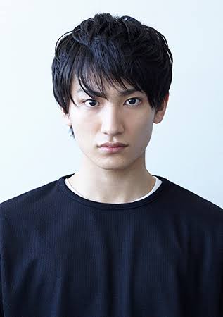 美形か美形でないか見る人によって意見が分かれそうな有名人