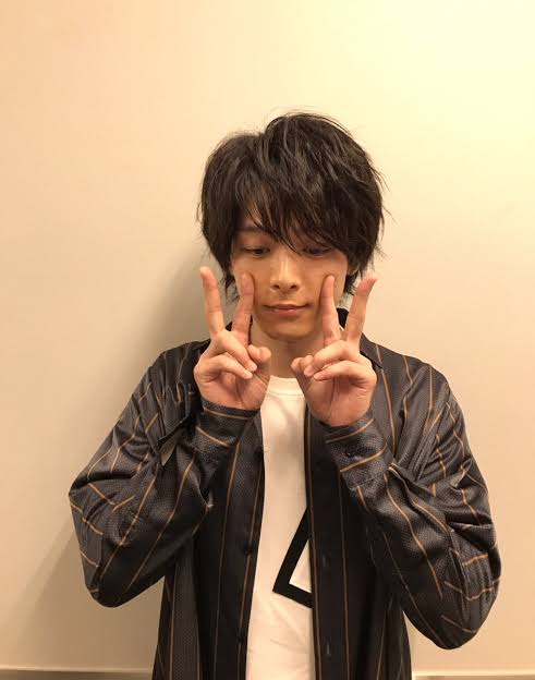 美形か美形でないか見る人によって意見が分かれそうな有名人