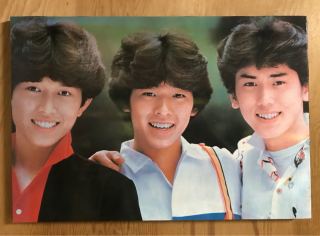 作り笑顔で幸福度はアップしない。むしろ気分に悪影響も?