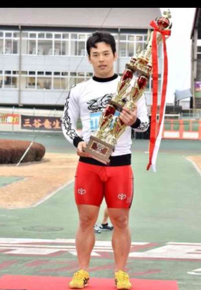 元℃-ute岡井千聖の“略奪不倫”で競輪賞金王が離婚　家族崩壊で妻は慰謝料請求へ