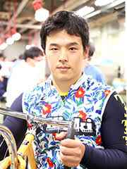 元℃-ute岡井千聖の“略奪不倫”で競輪賞金王が離婚　家族崩壊で妻は慰謝料請求へ