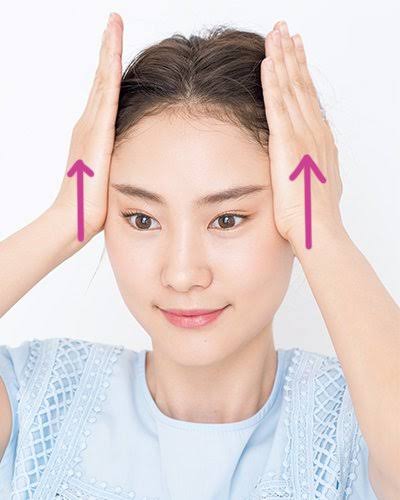 セルフヘッドマッサージ