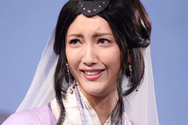菜々緒、“巨乳の実写化”に挑戦「ちゃんと巨乳です」