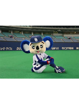 つば九郎とドアラを交互に貼り、時々 他球団マスコットが貼られるトピ