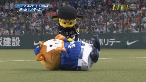 つば九郎とドアラを交互に貼り、時々 他球団マスコットが貼られるトピ