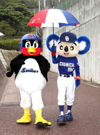 つば九郎とドアラを交互に貼り、時々 他球団マスコットが貼られるトピ