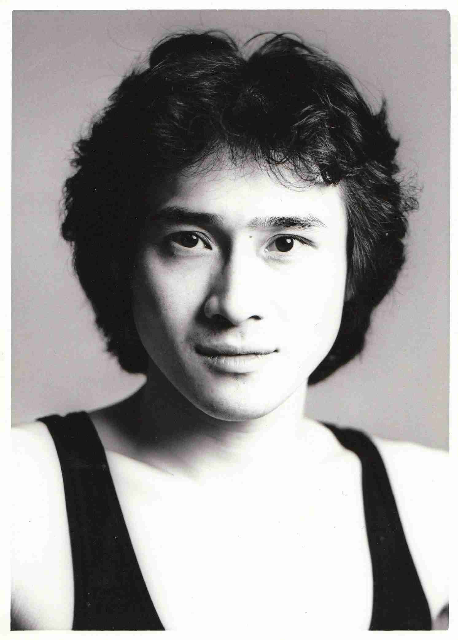 有名人の過去の写真を貼って誰なのかわかったらプラス