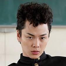 賀来賢人、30歳の誕生日 『今日から俺は!』キャスト5人の“初出し”オフショットで祝福