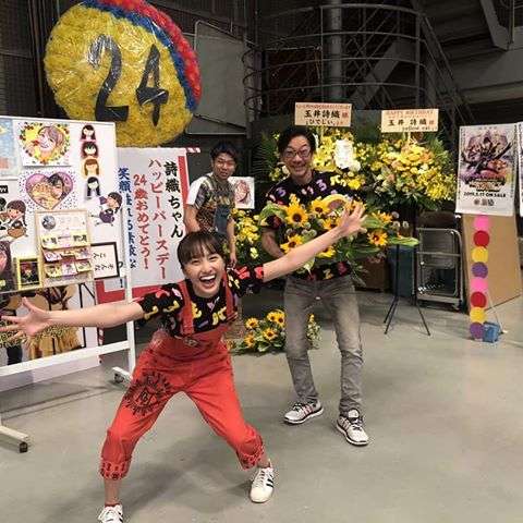 ももクロの衣装を見たい！！