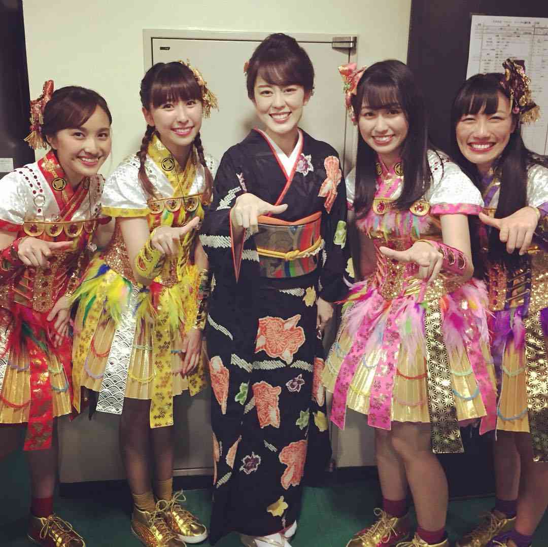 ももクロの衣装を見たい！！