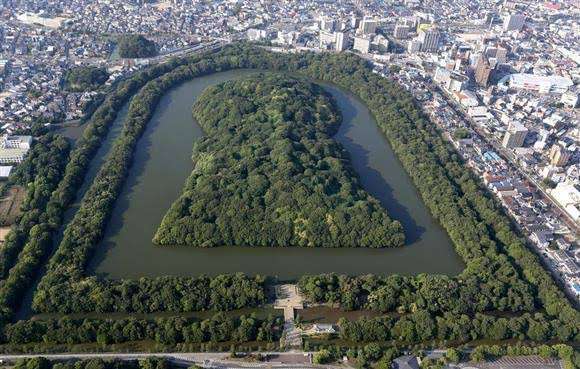 大阪府の「百舌鳥・古市古墳群」世界文化遺産に登録決定