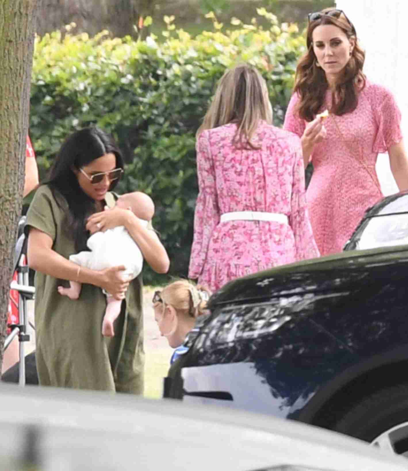 メーガン妃、ウィンブルドンでの「写真撮影お断り」で赤っ恥?