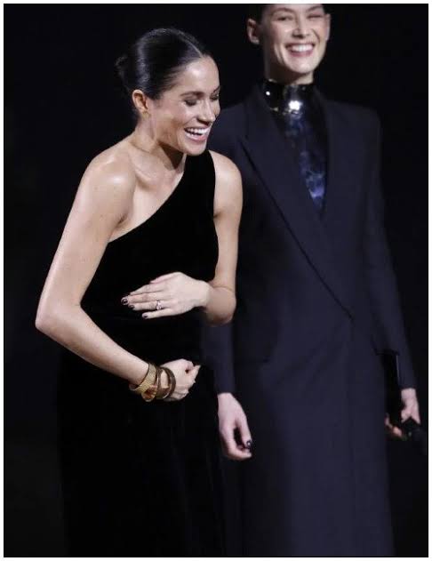 メーガン妃、ウィンブルドンでの「写真撮影お断り」で赤っ恥？